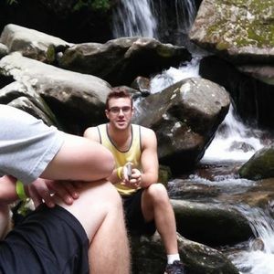 Meet your Posher, Zach